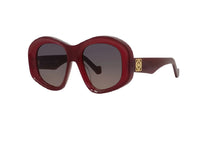 OCCHIALI DA SOLE LOEWE ANAGRAM LW40181I (66Z) oversize rosso lucido con lenti sfumate viola